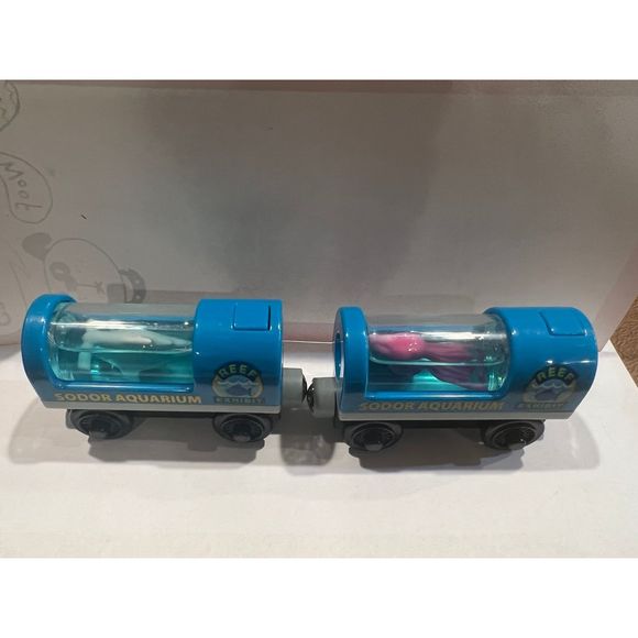 Thomas and friends light up squid and shark tank - Picture 8 of 8